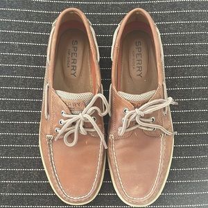Sperry boat shoe